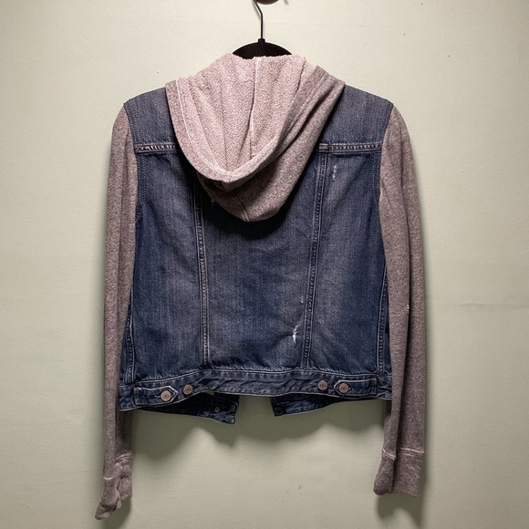 EXPRESS- Jean Denim Trucker Jacket- Size Small. - Picture 3 of 4